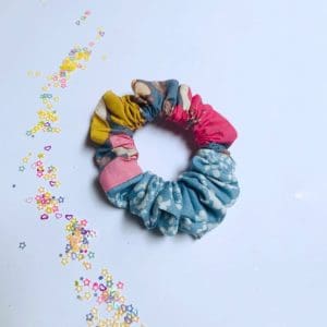 Soussou Scrunchy | White Jeans Flowers