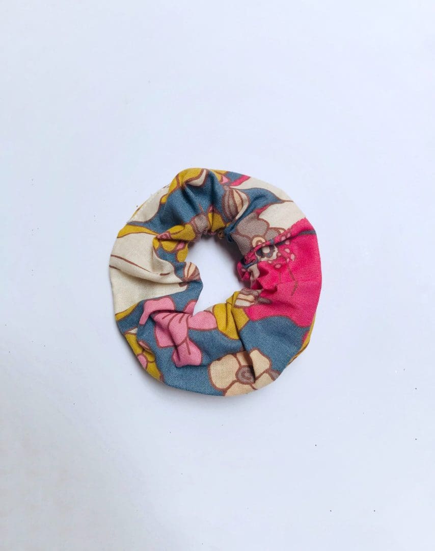 Soussou Scrunchy | Jeans Flowers - Image 2