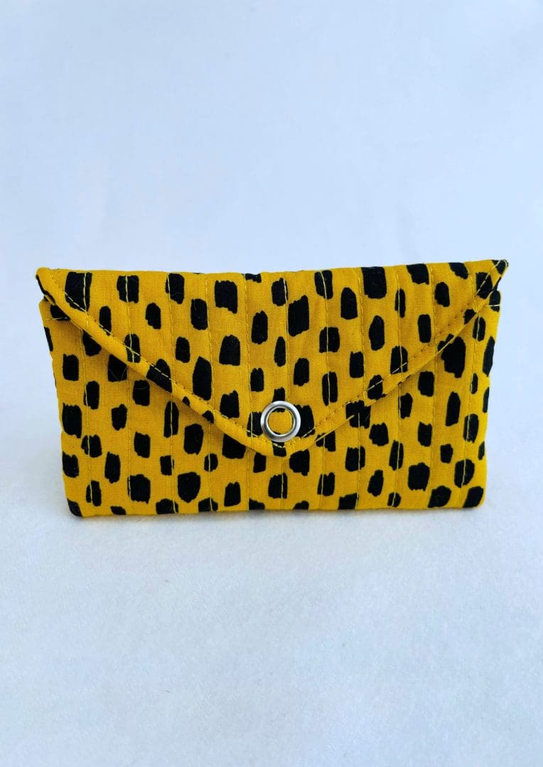 Pocket Lovers Pouch | Yellow Leopard - Image 3