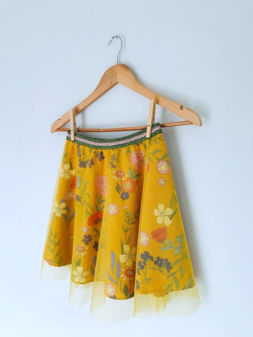 Φούστα Glitter Glam | Flowers κίτρινο φόντο - Image 2