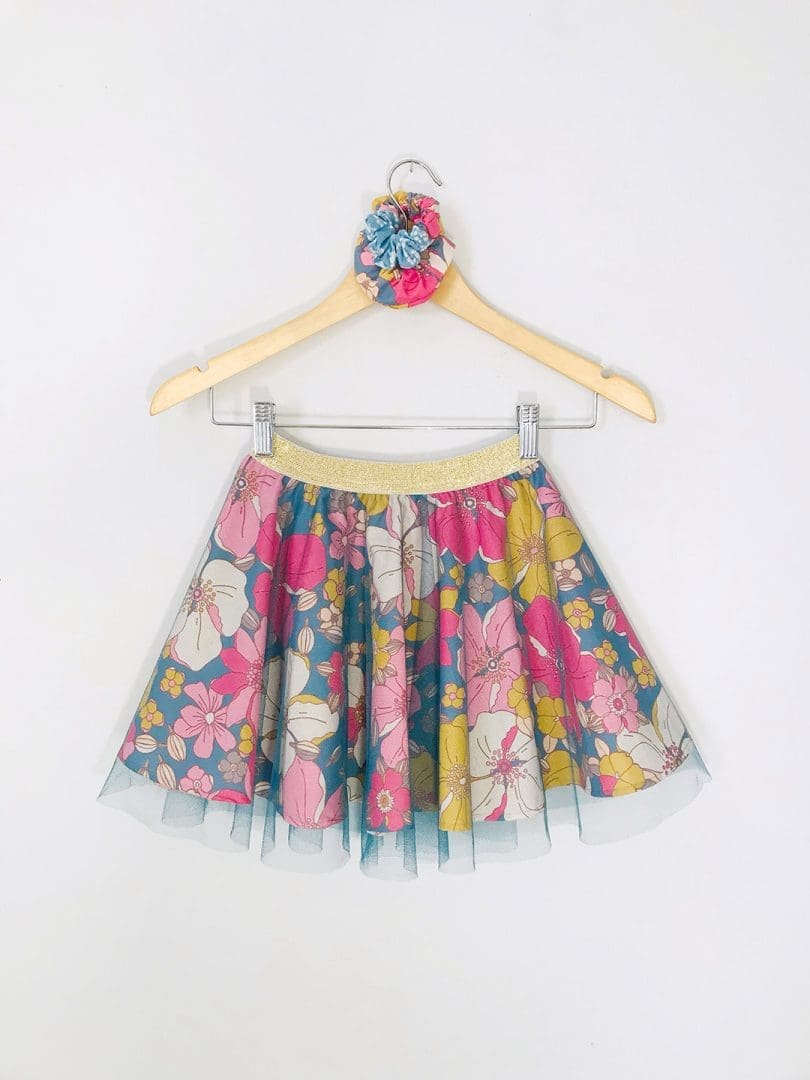 Φούστα Glitter Glam | Λουλούδια σε μπλε Φόντο - Image 3